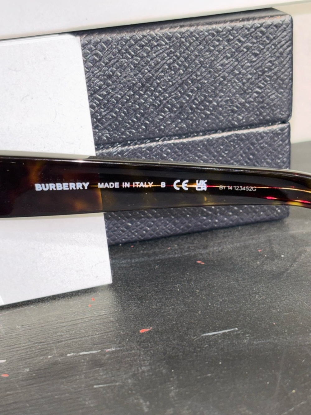 Burberry BE4441U Tortoise Sunglasses and Case NIB - Picture 5 of 7